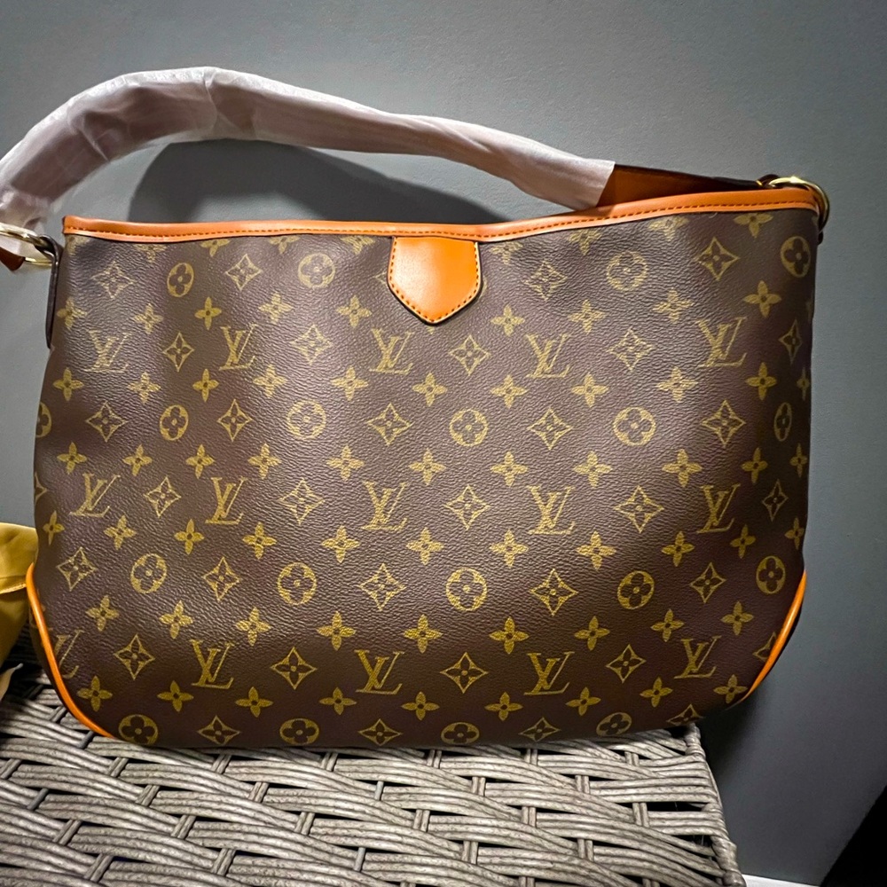 Louis Vuitton Purse